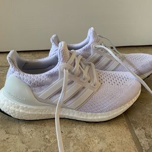 Adidas Ultraboost 5.0 DNA, Size 6.5 Women’s